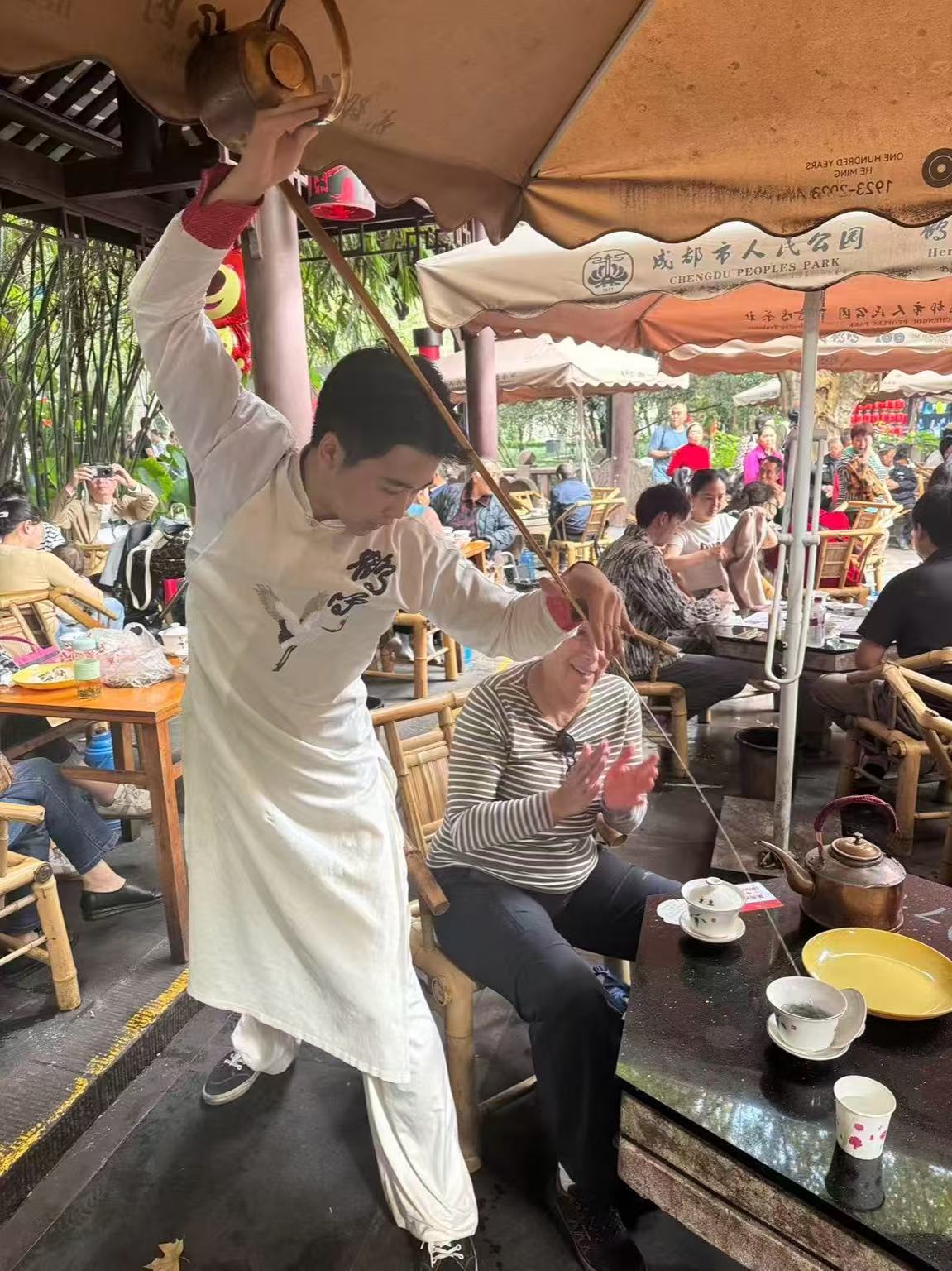 Traditional Chengdu teahouse moment